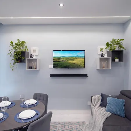 Apartamento Sky Downtown Smn ,train Station,2 Letti,balcone